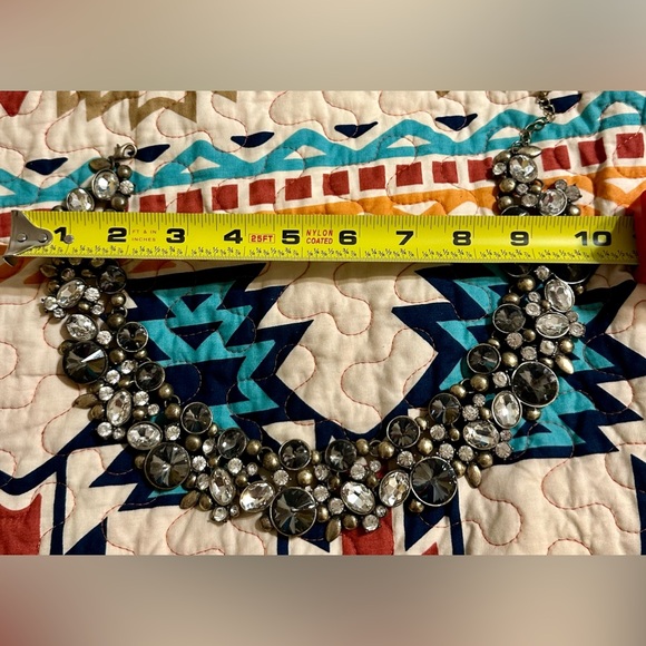 Zara Statement Necklace - Picture 4 of 5